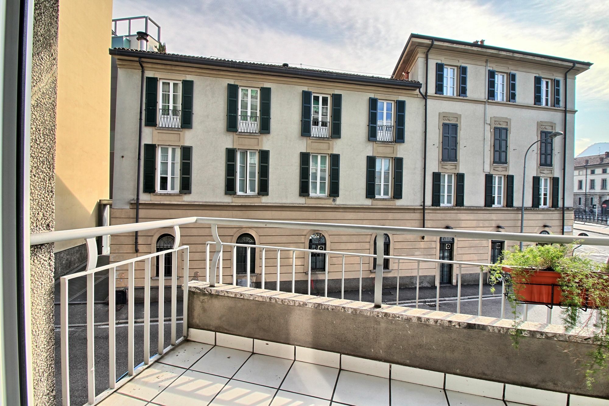 Manzoni Studios Lake Como Buitenkant foto